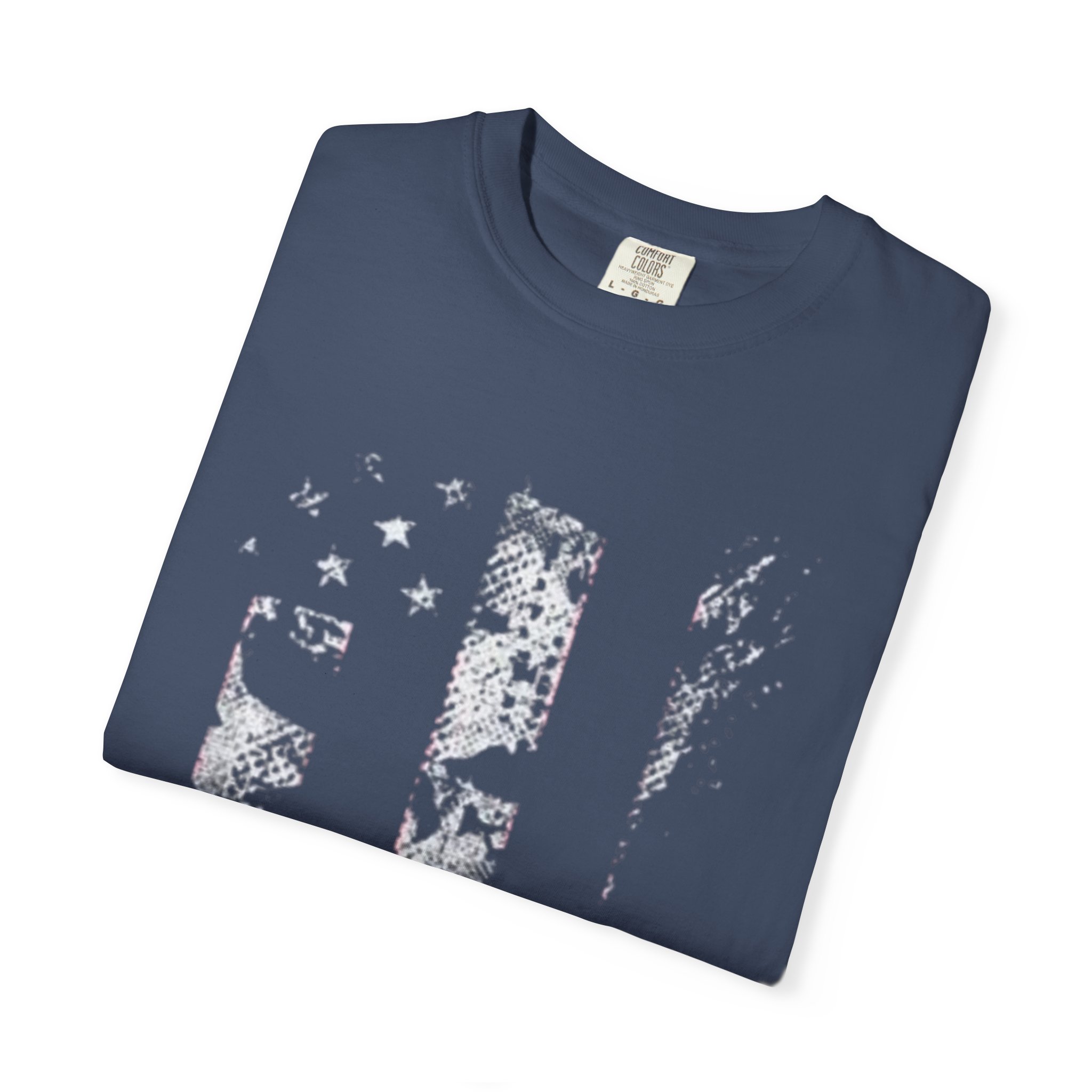 Distressed American Flag T-Shirt — Vintage Patriotic Graphic Tee - Image 3